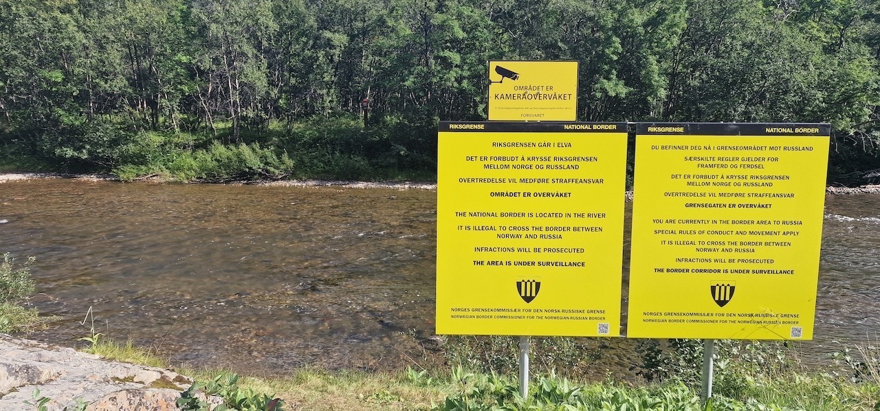 Border Sign