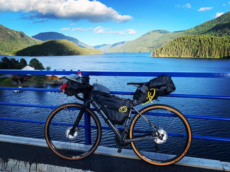 Telemark cycling