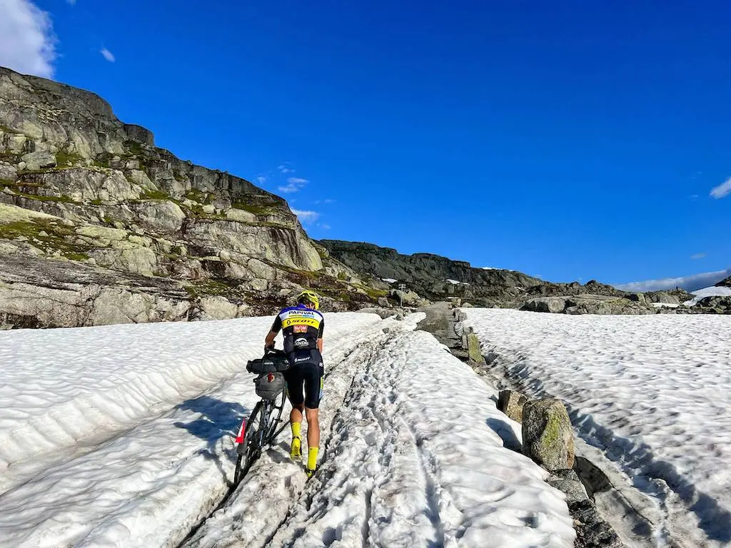Cycling in the snow