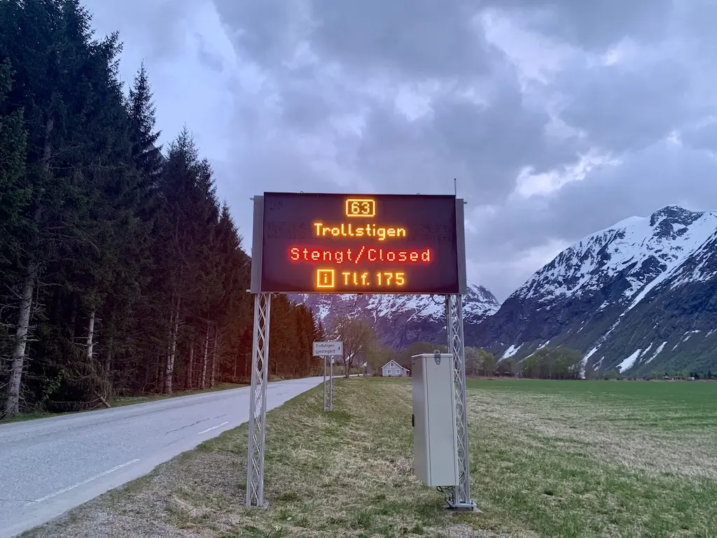 Signalisation de Trollstigen
